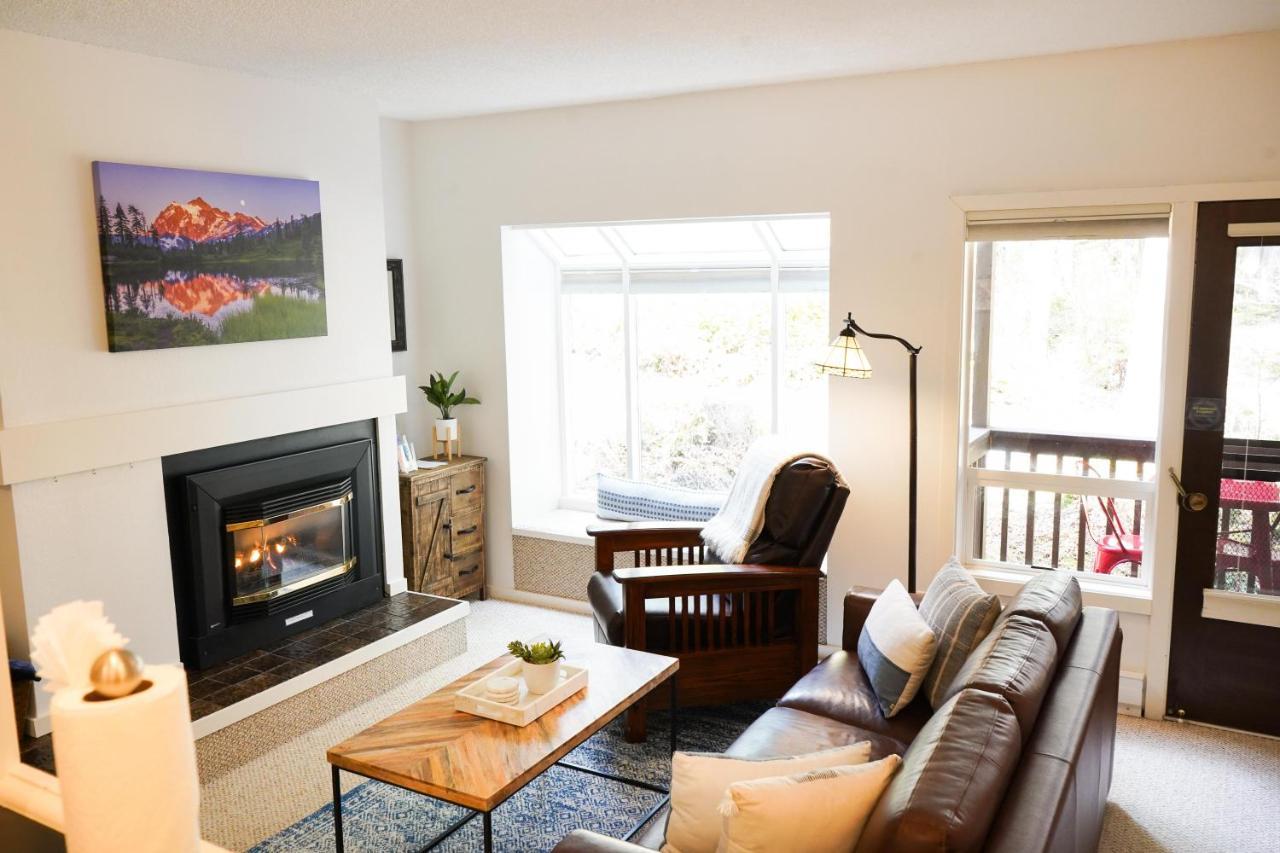 Mt Baker Den, Sleeps 4 Villa Glacier Exterior photo